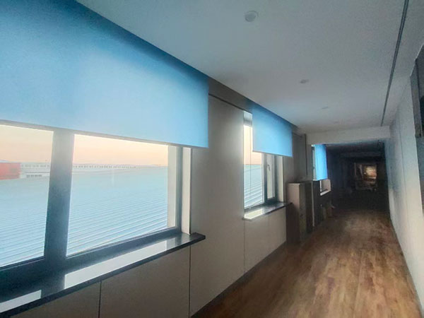 水天一色窗帘工程案例